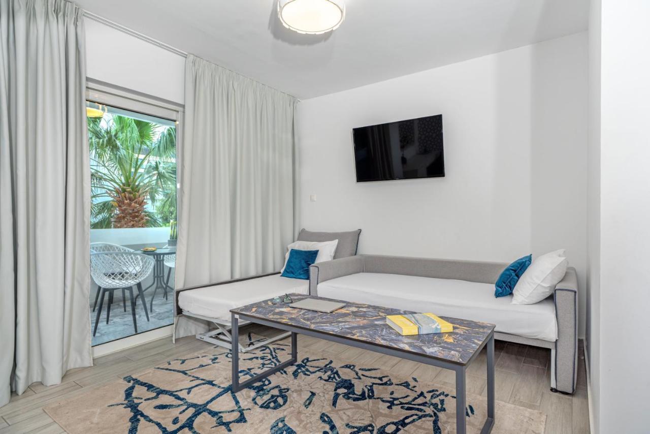 Family Room Side Sea View