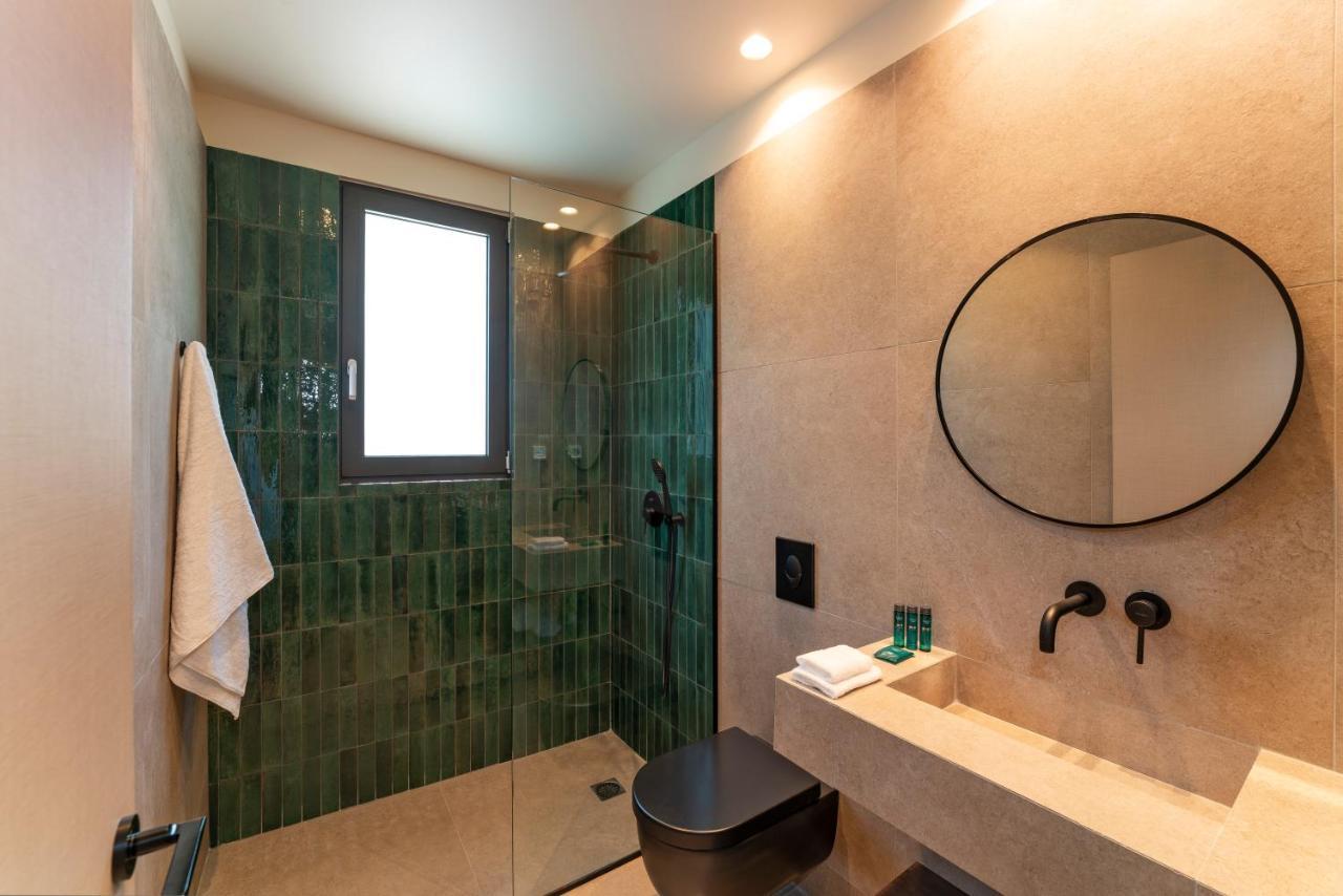 Junior Suite with Balcony,1247862862:JPEG