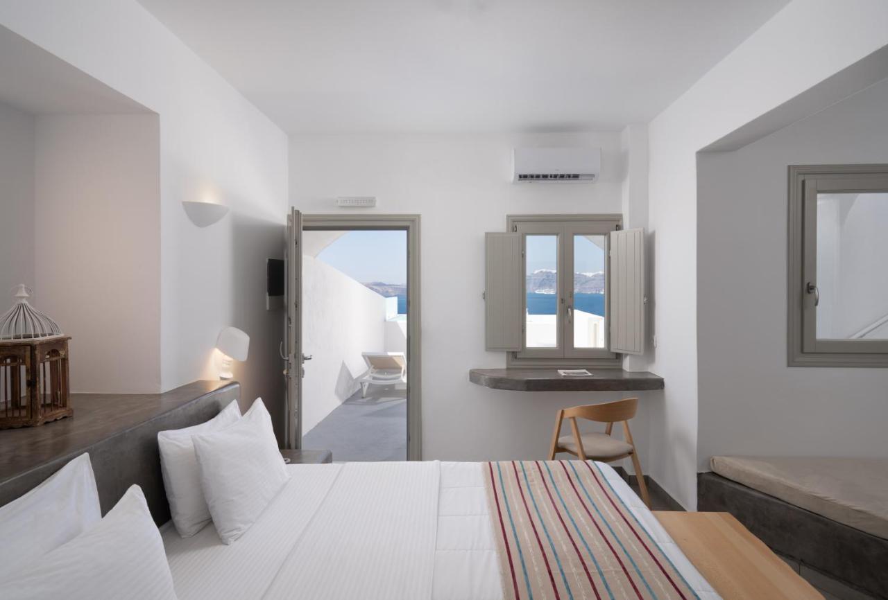 Junior suite Plunge pool & Caldera view,1248193909:JPEG