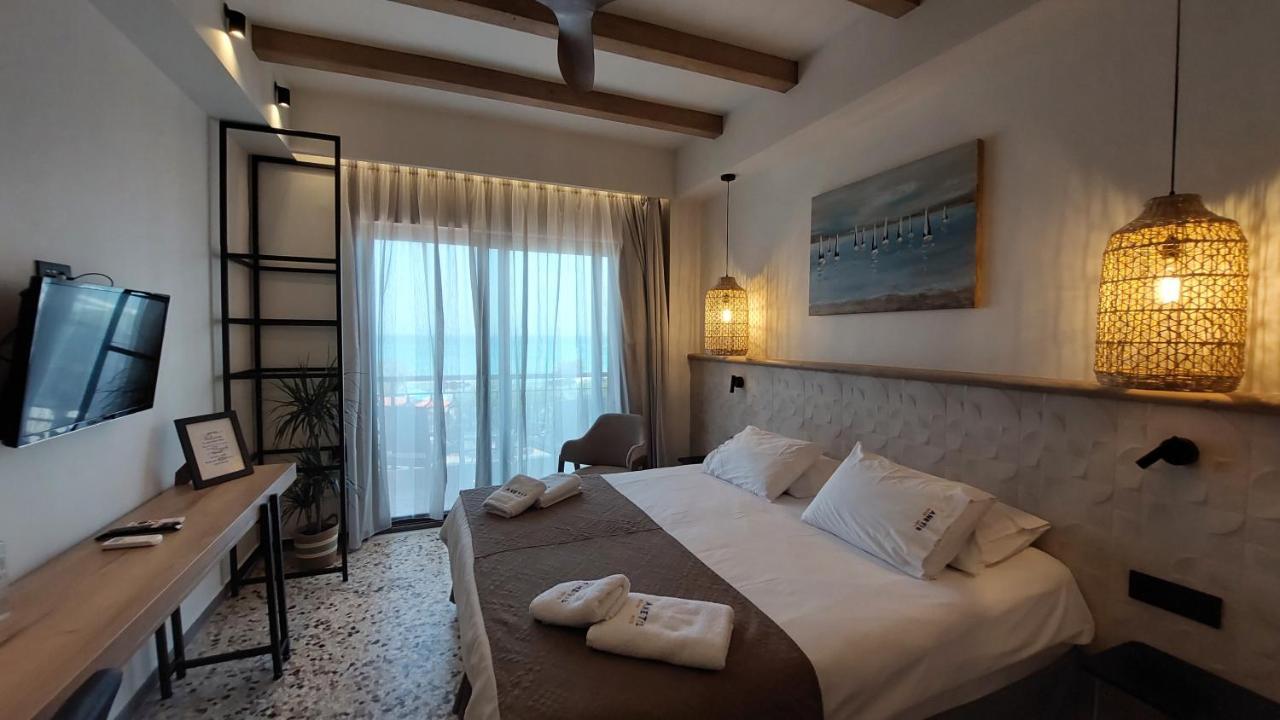 Deluxe Double or Twin Room Sea View