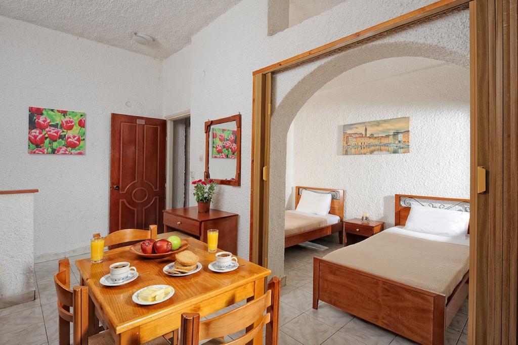 One-Bedroom Apartment with Hydromassage Shower,254073373:JPEG