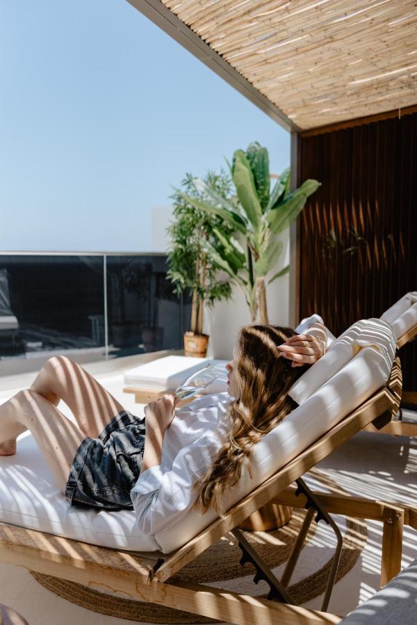 Suite Terrace,1256769319:JPEG