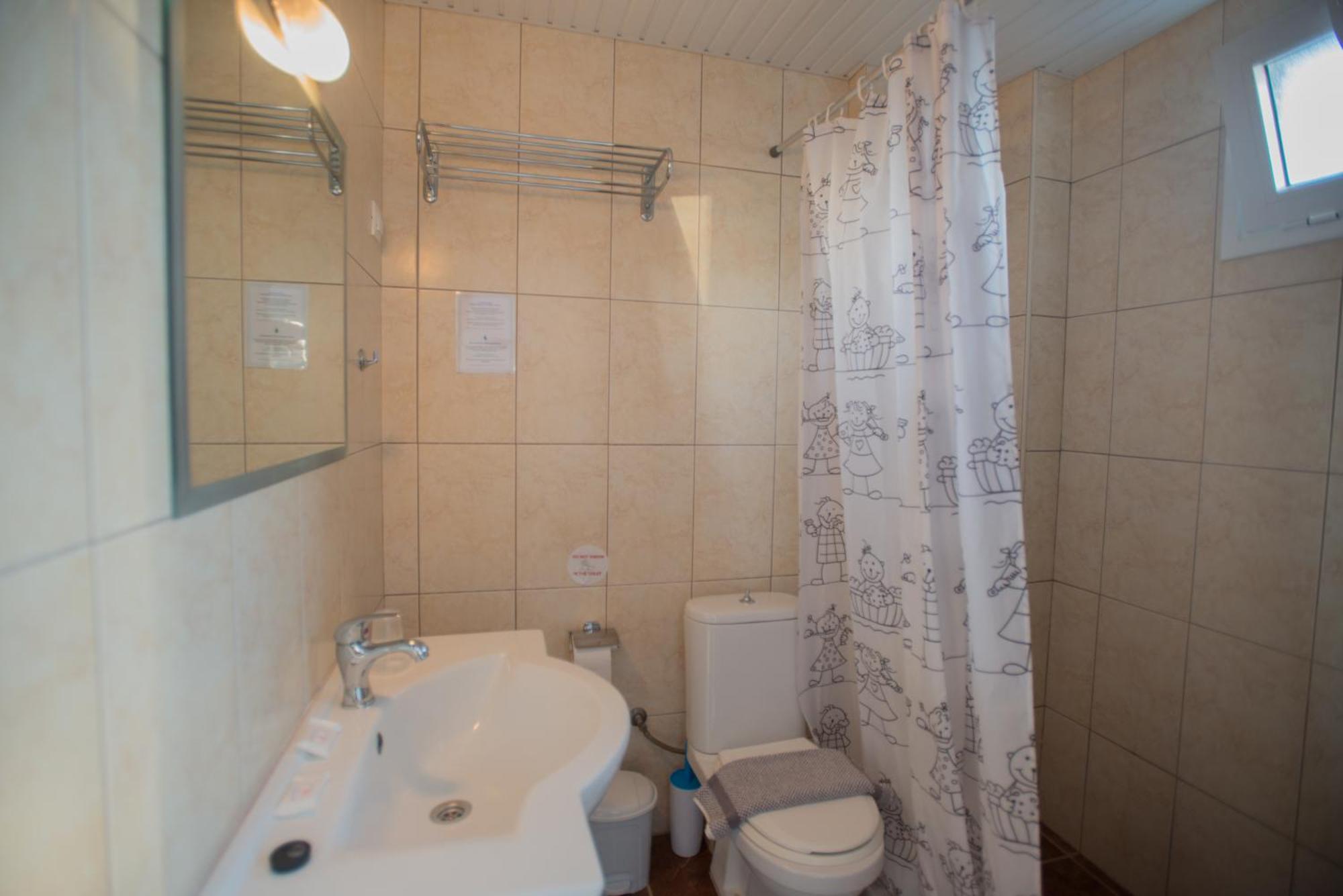 Double Room,1260869281:JPEG