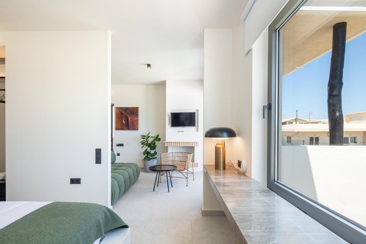 Deluxe Suite with Sea View,1263379867:JPEG