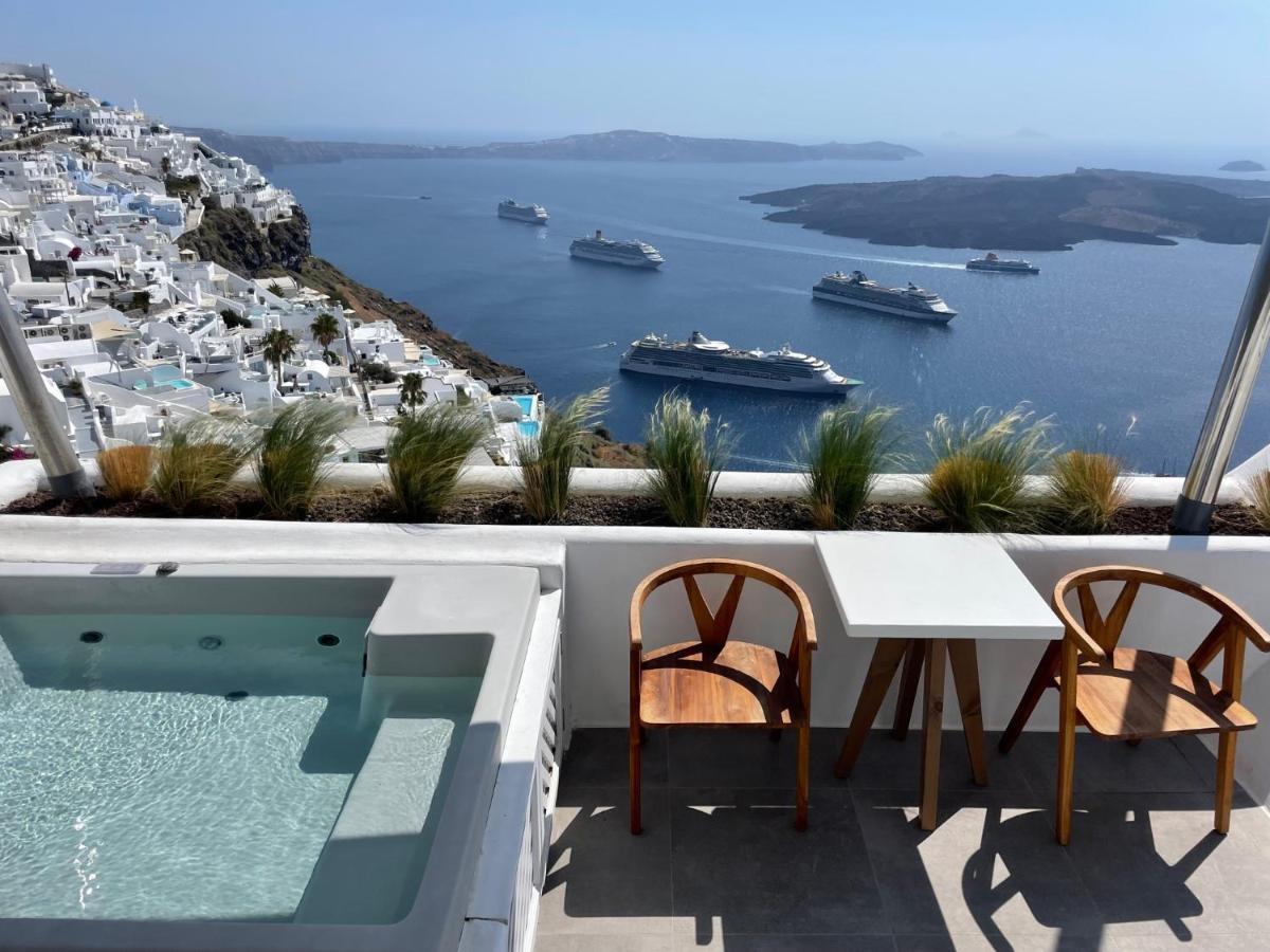 Superior Suite Caldera View