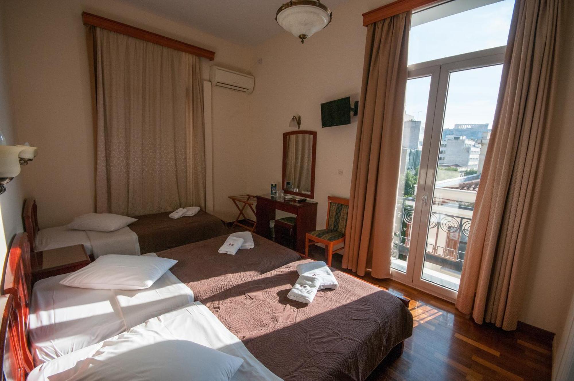 Economy Triple Room