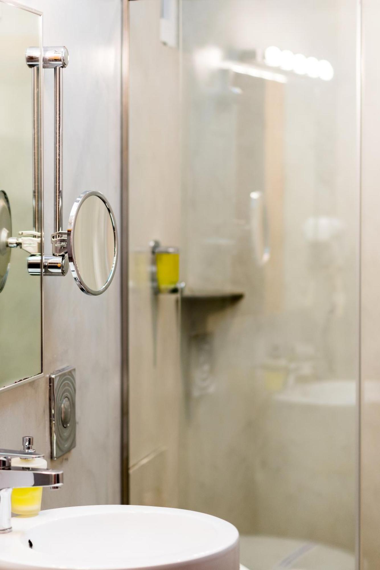 Triple Room,1273313716:JPEG