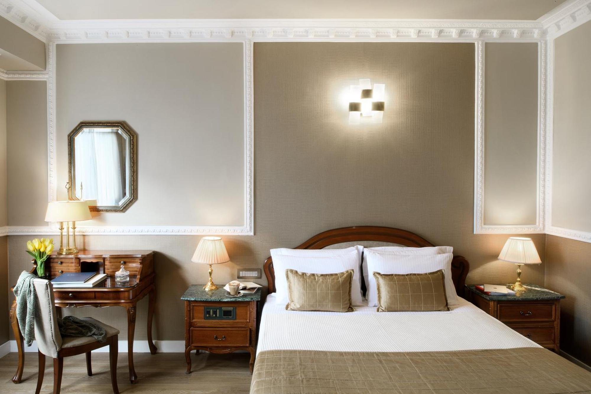 Classical Double Room