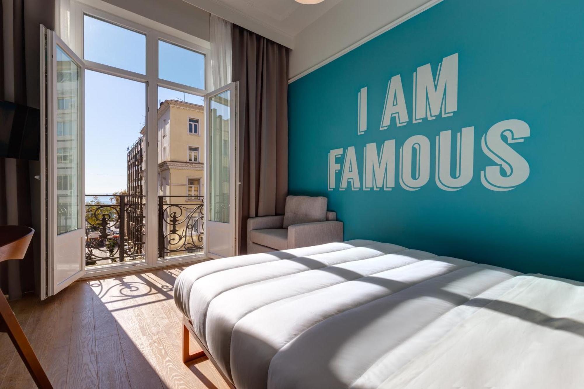 Large Partial Sea View Room