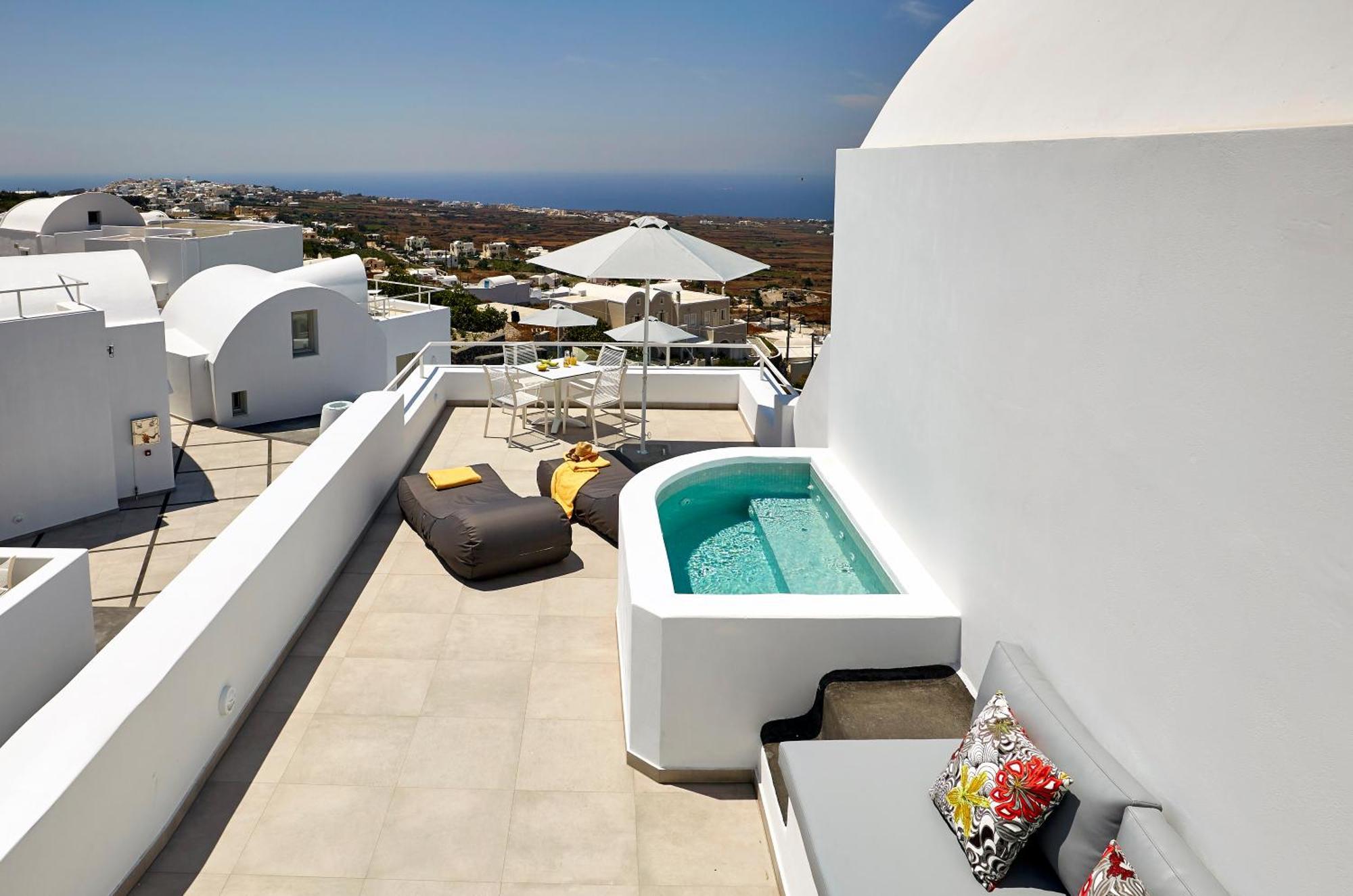 Executive 2BD Suite with Sea View & outdoor Jacuzzi,1278973687:JPEG