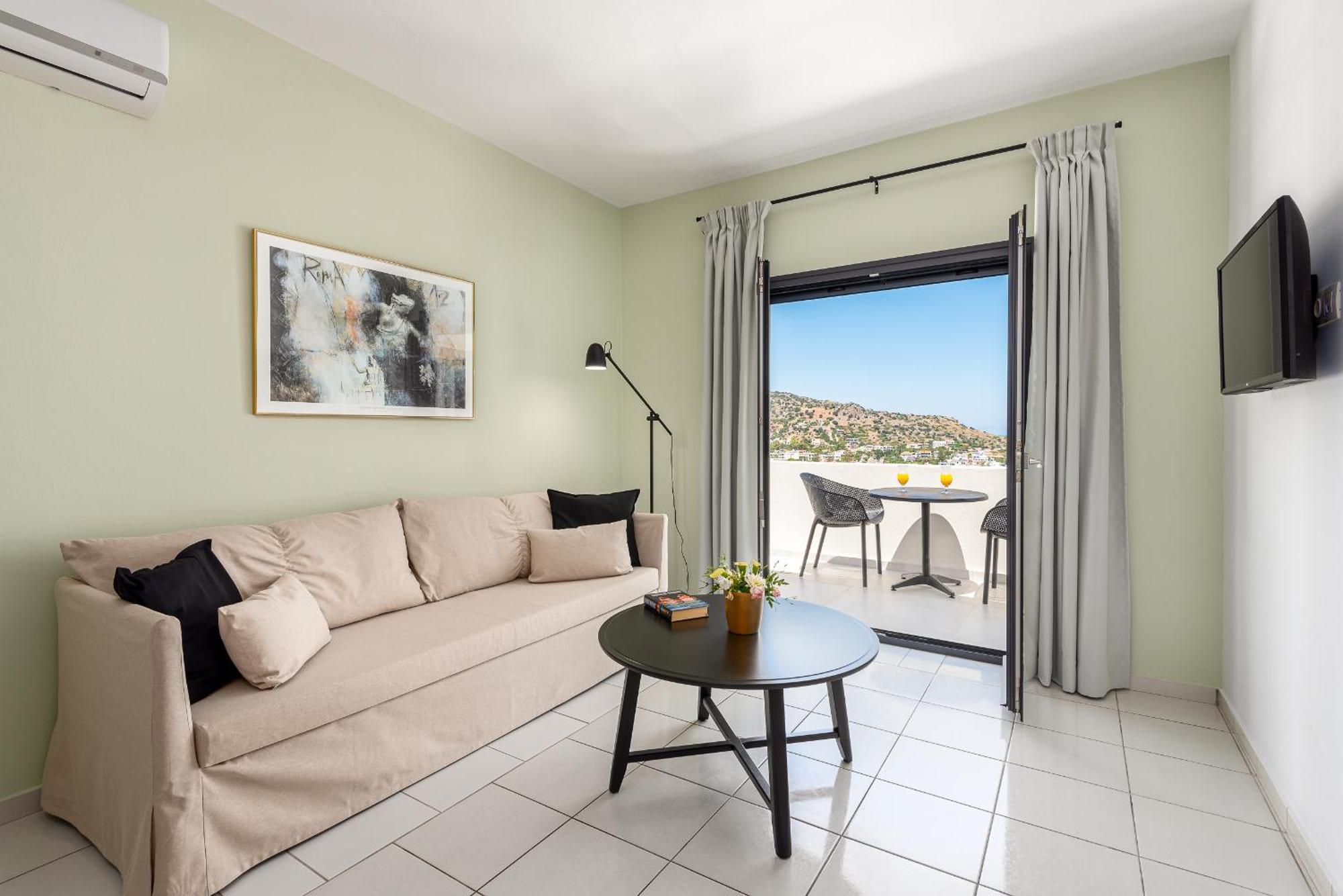 Deluxe Double or Twin Room Sea View