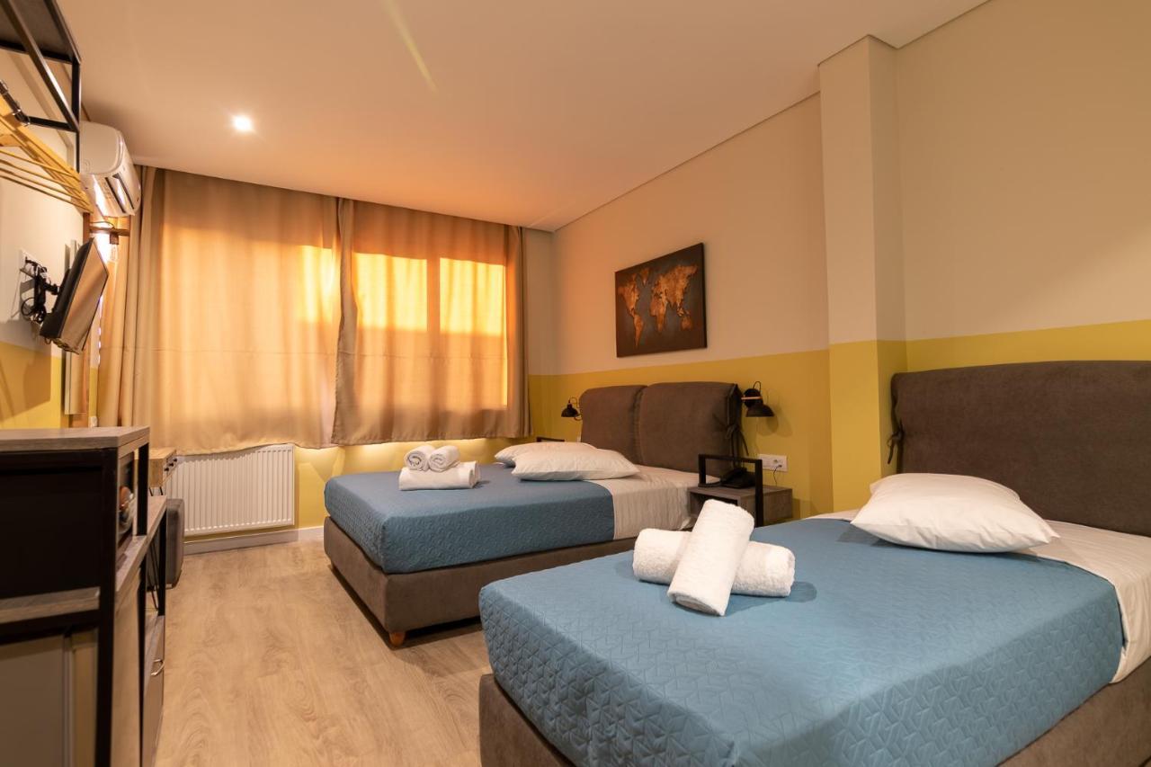Comfort Τρίκλινο Δωμάτιο με Ντους