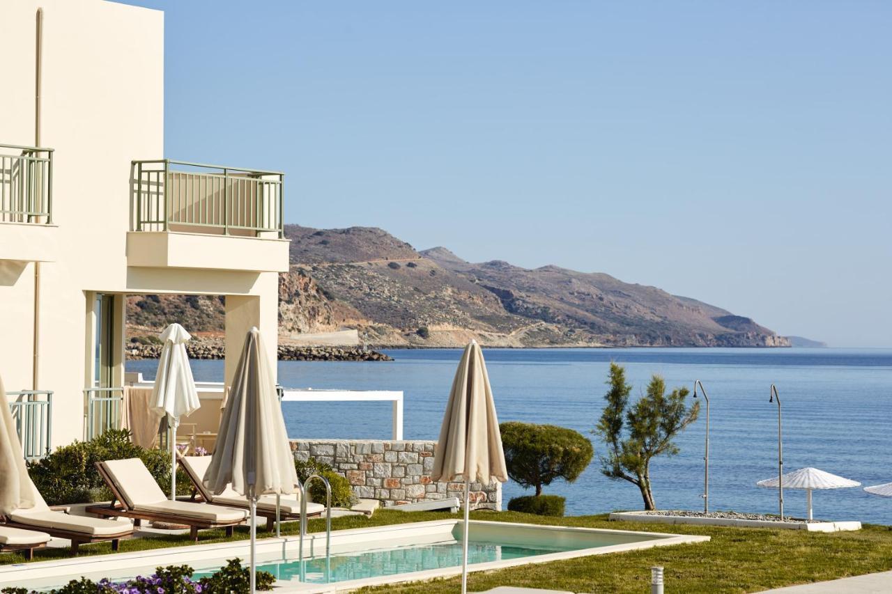 Chambre Double Supérieure avec Vue sur la Mer et Piscine Commune