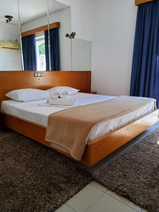 Quarto Duplo