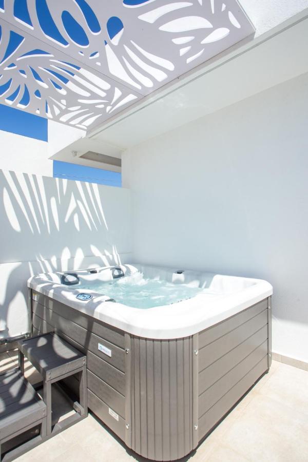 Apartament typu Suite z wanną z hydromasażem