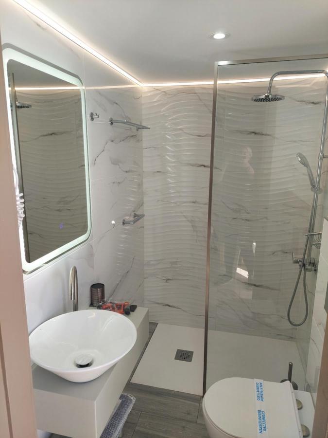 Twin Room,1359238778:JPEG