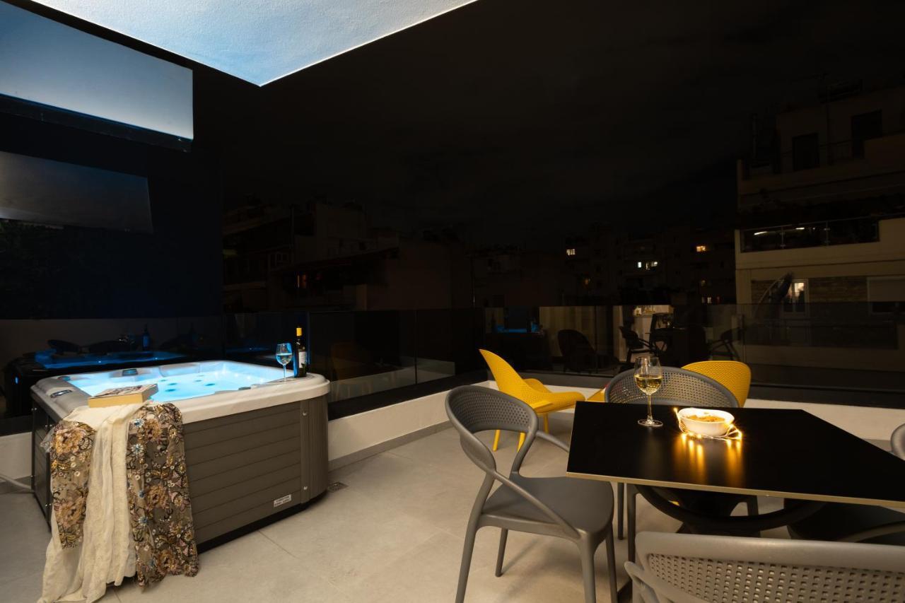 One-Bedroom Suite Jacuzzi