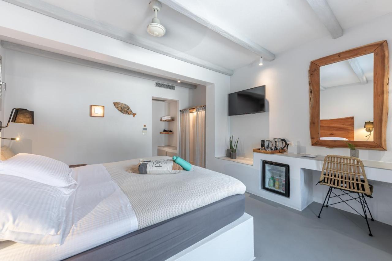 Suite Private Plunge Pool & Sea View