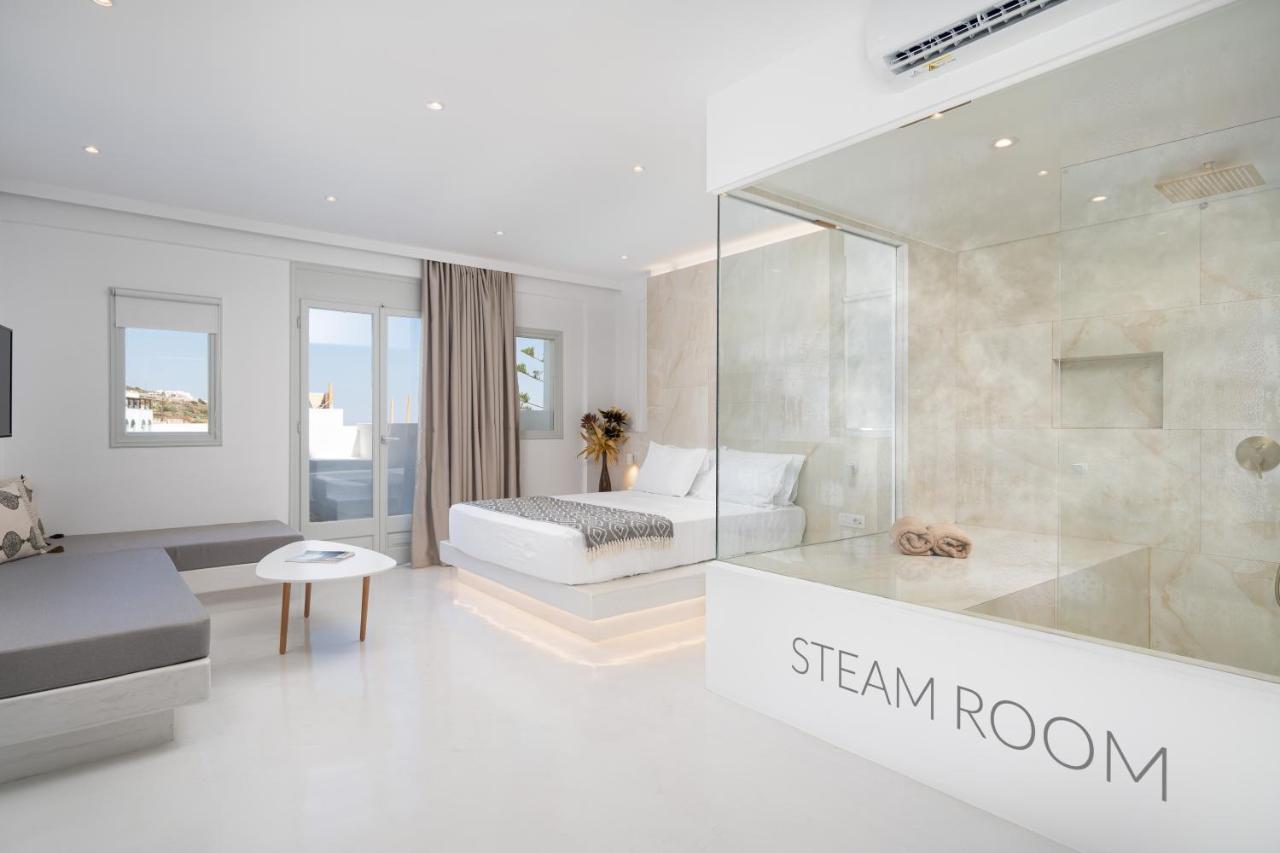 Suite with Sea View, Private Heated Pool & Steam Room - A2