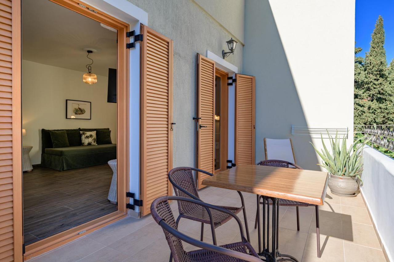 Deluxe Suite Mountain View