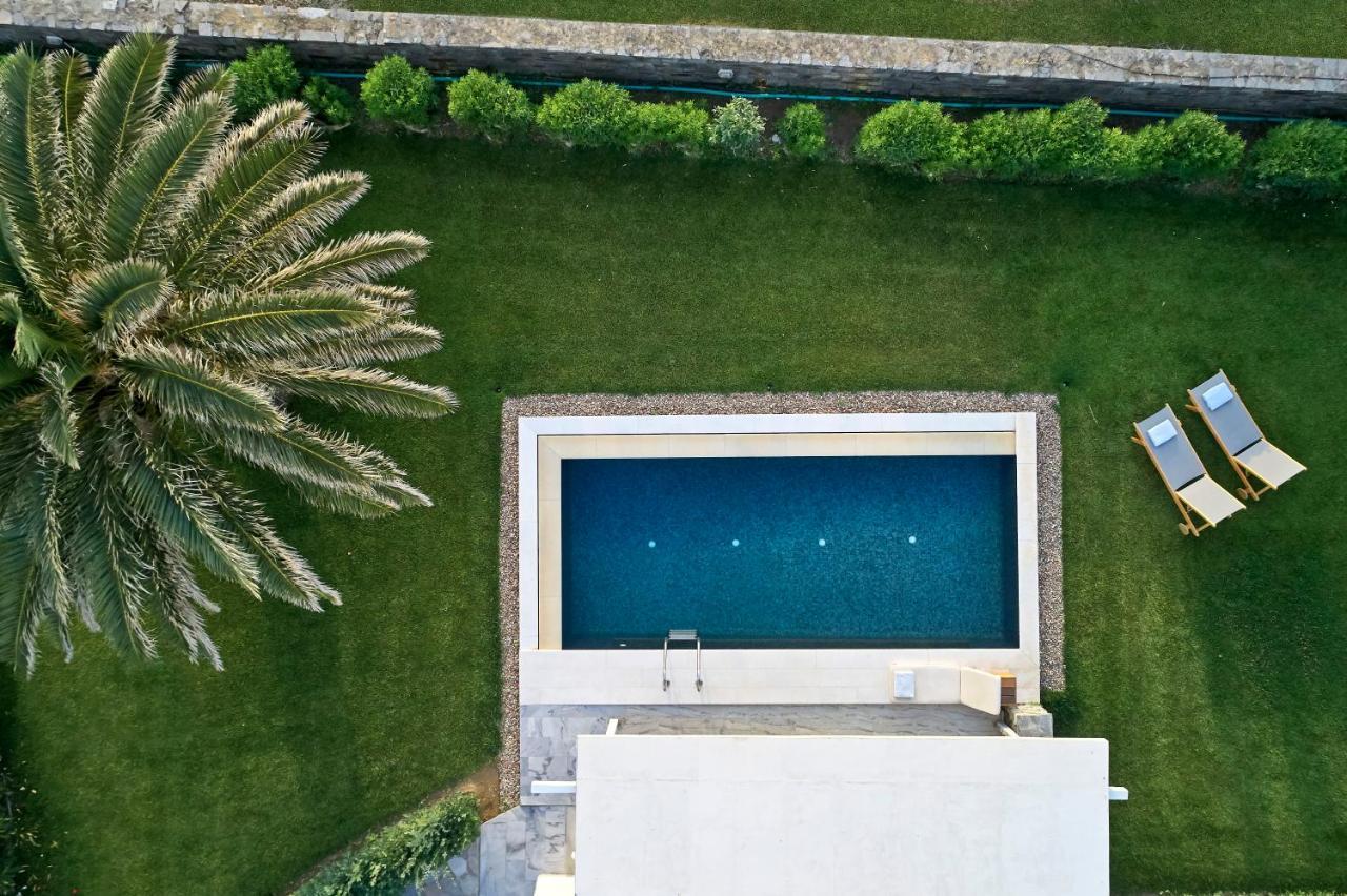 Executive Suite Private Pool