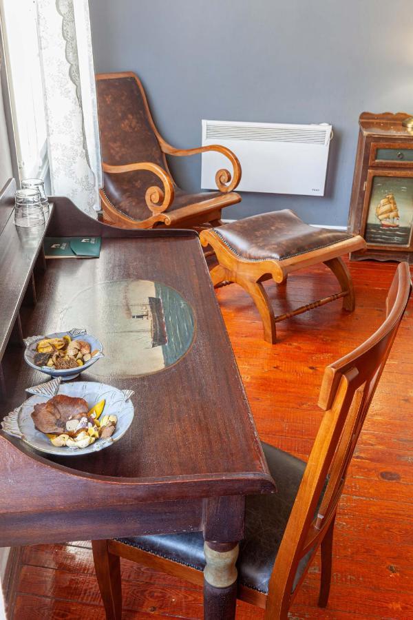 Doppelzimmer mit Balkon