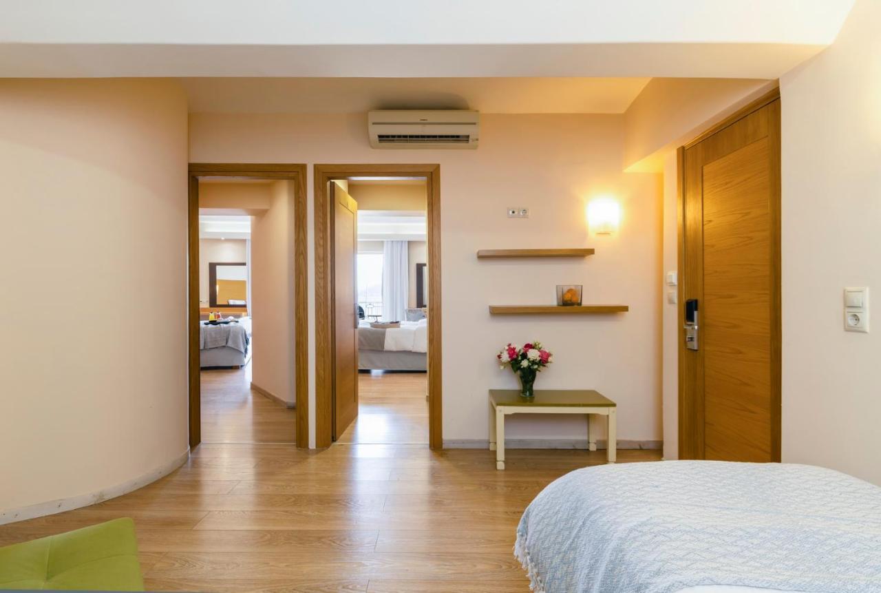 Οικογενειακή Σουίτα με 2 Υπνοδωμάτια και θέα στη Θάλασσα