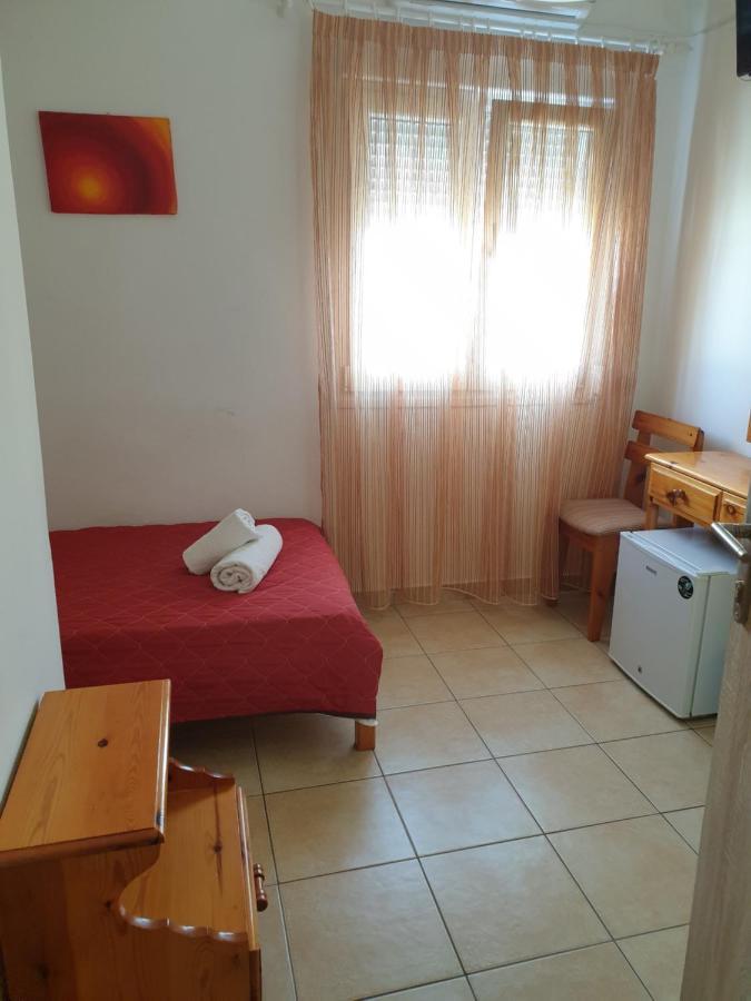 Economy Single Room,1405125926:JPEG