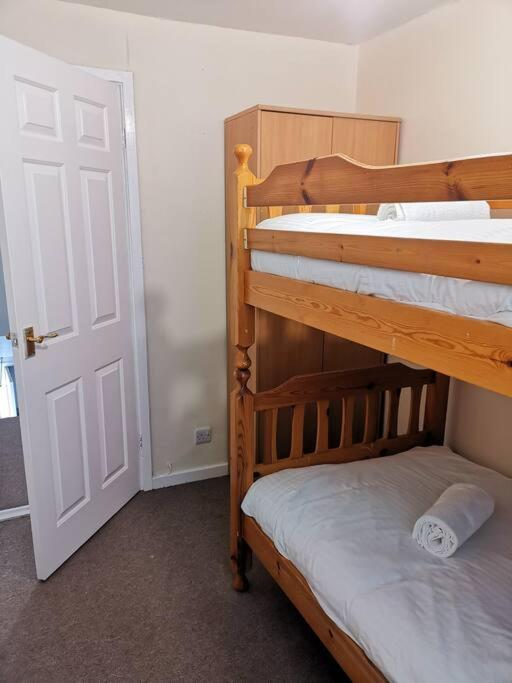 Deluxe Apartment,1382892794:JPEG
