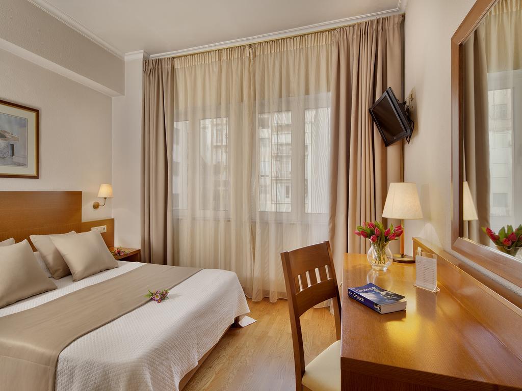 Quarto Standard com Cama de Casal ou 2 de Solteiro
