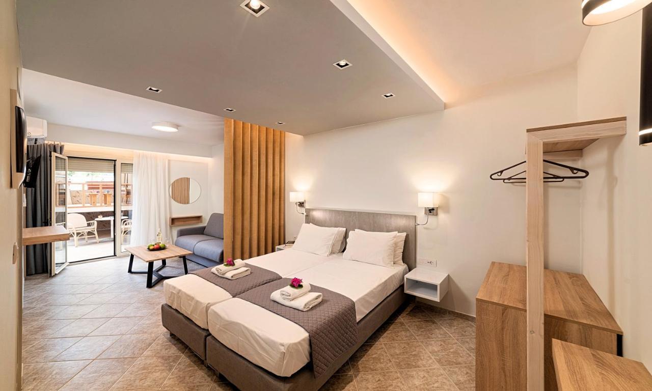 Chambre Triple avec Terrasse