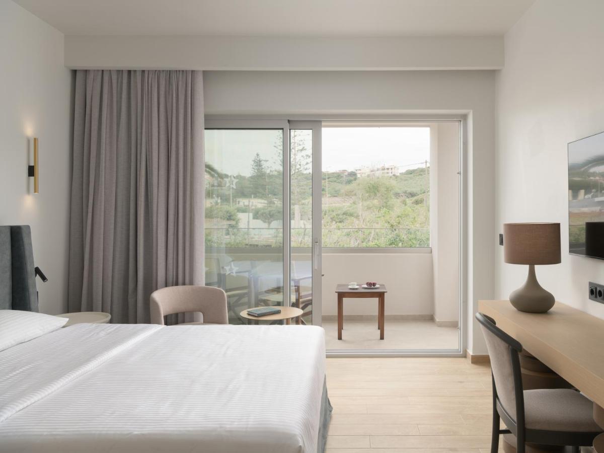 Double or Twin Room Garden View