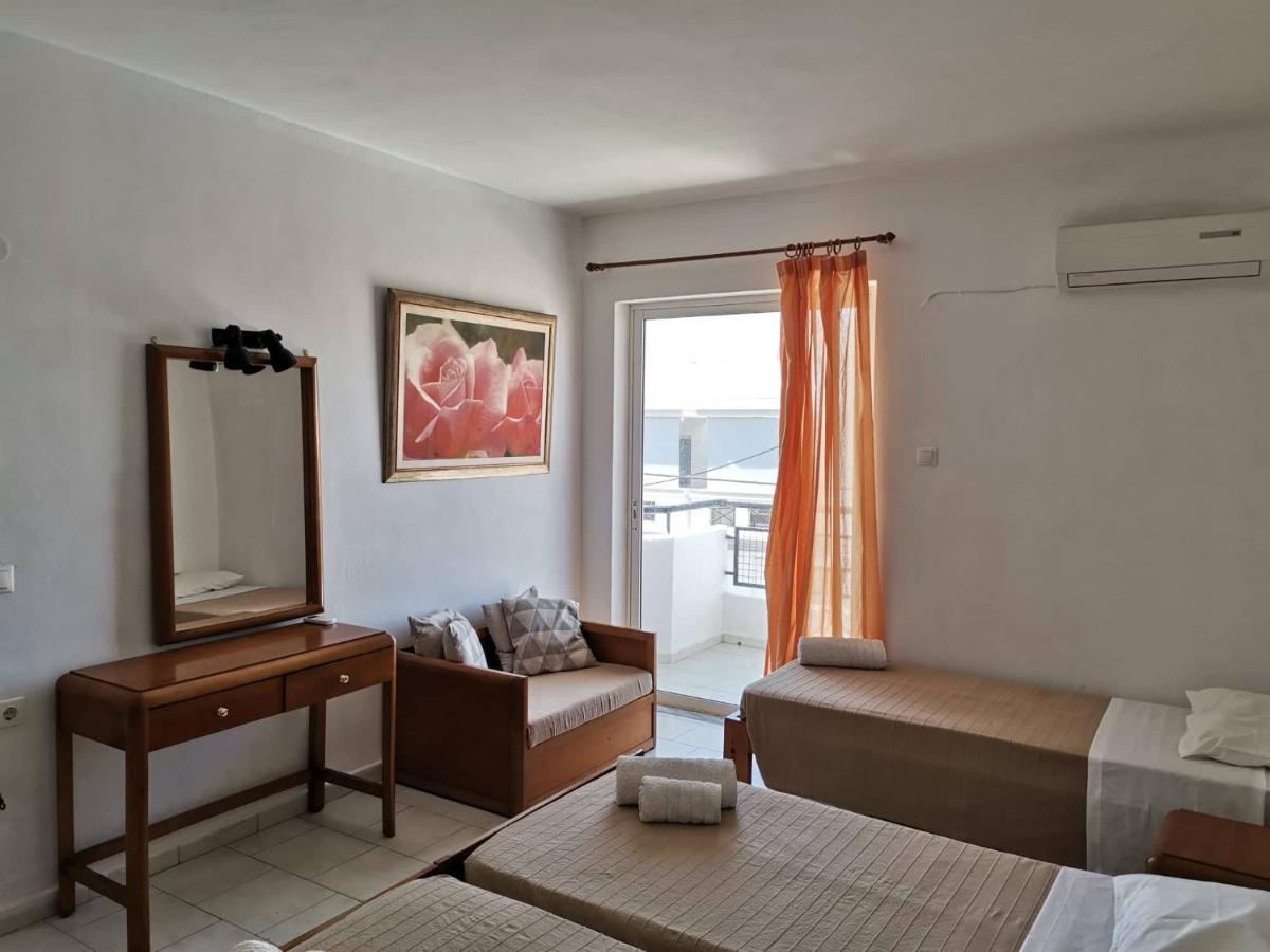Standard Triple Studio Side Sea View