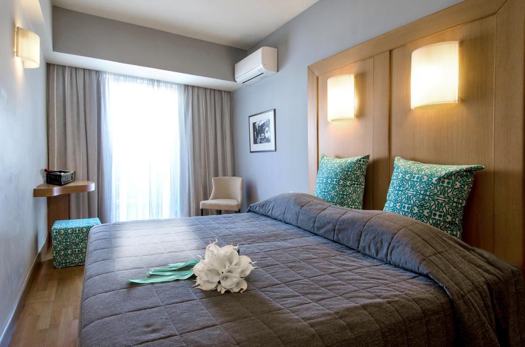 Quarto Superior com Cama de Casal ou 2 de Solteiro