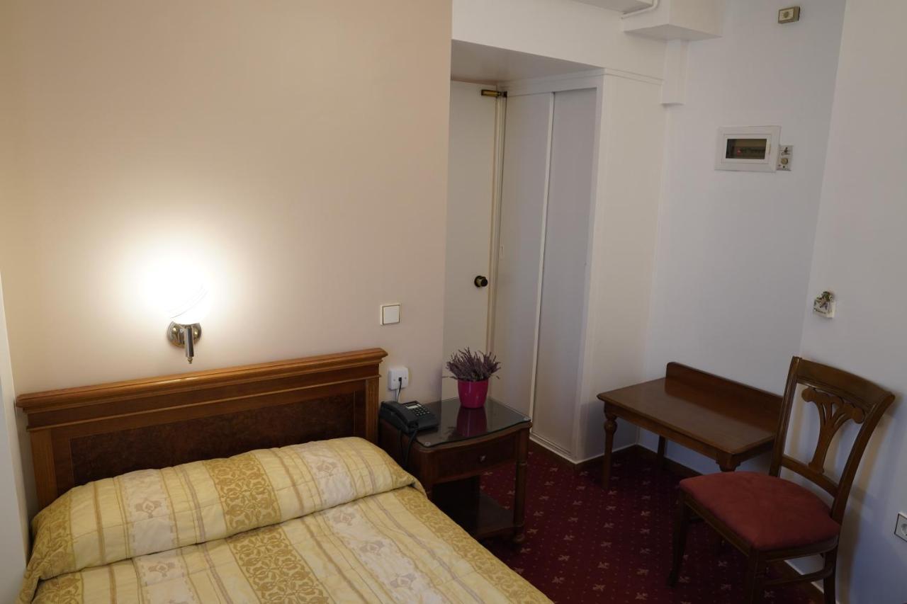 Quarto Individual Standard