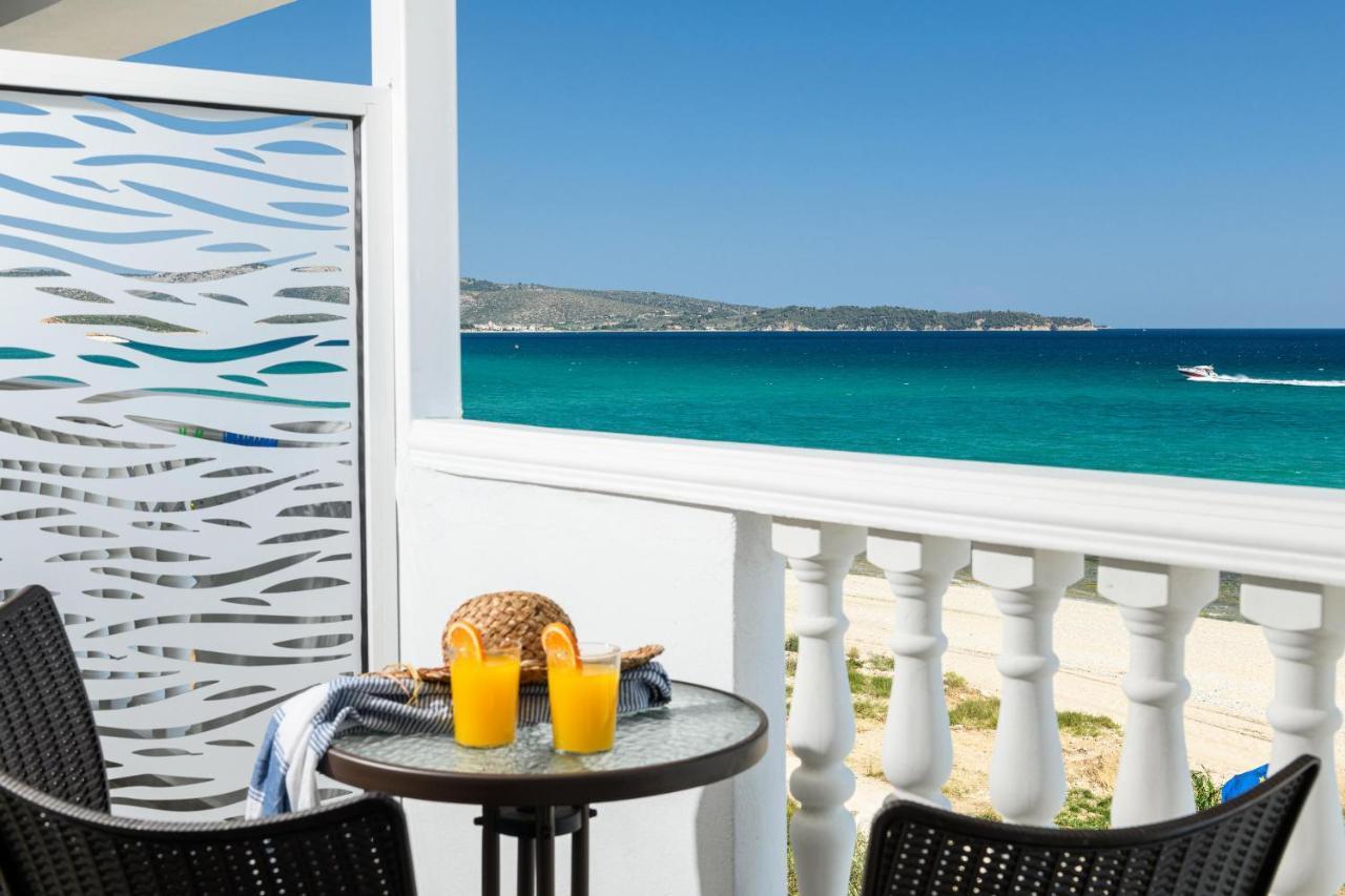 Deluxe Triple Room Sea View