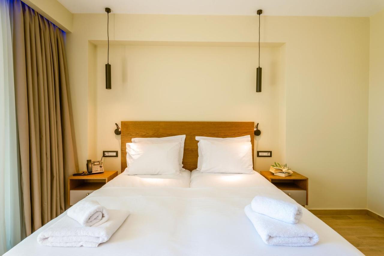 Deluxe Triple Room Sea View