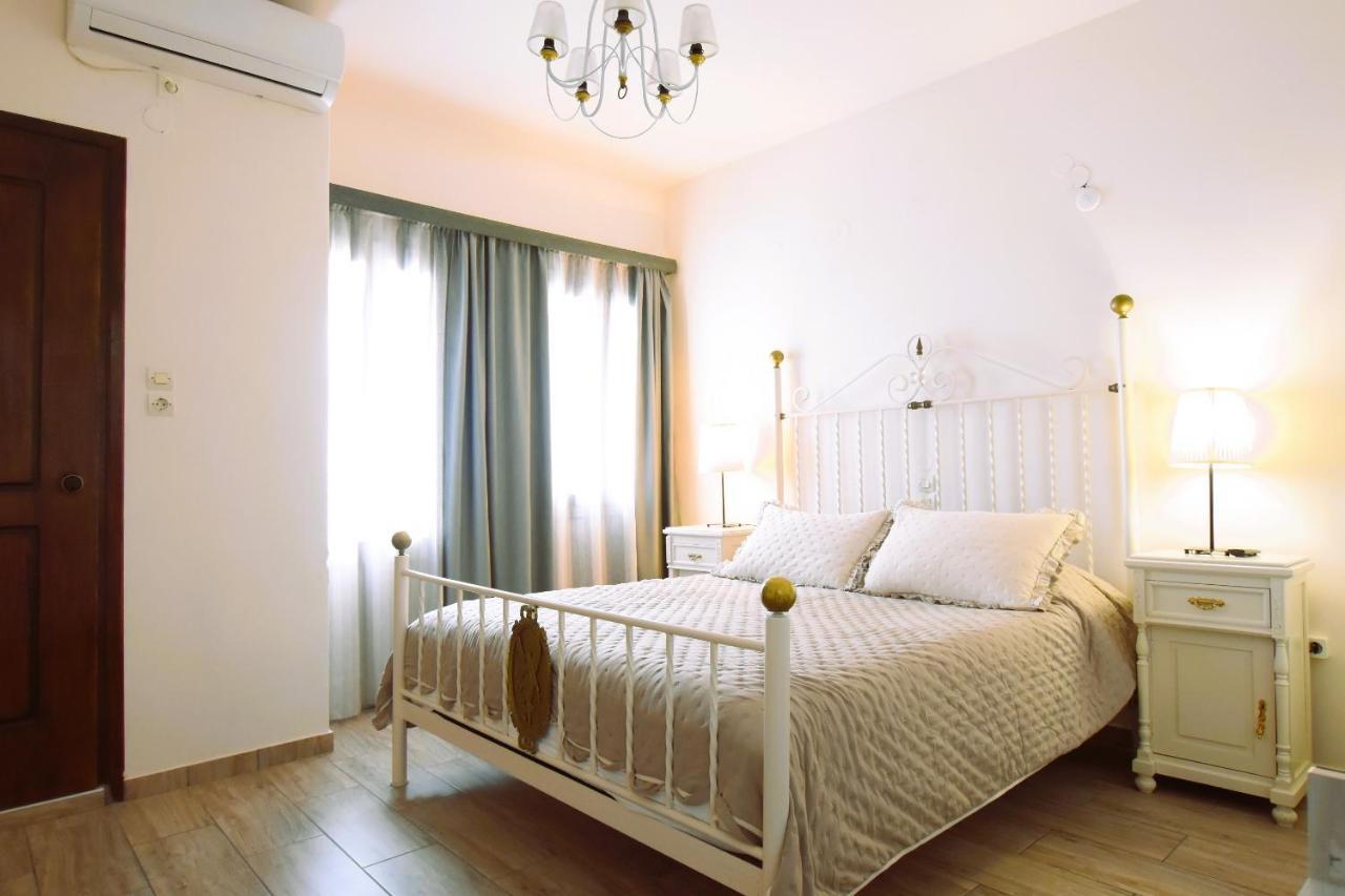 Double or Twin Room,1421845353:JPEG