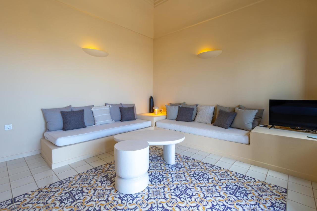 Sunset Suite Private Heated Plunge Pool