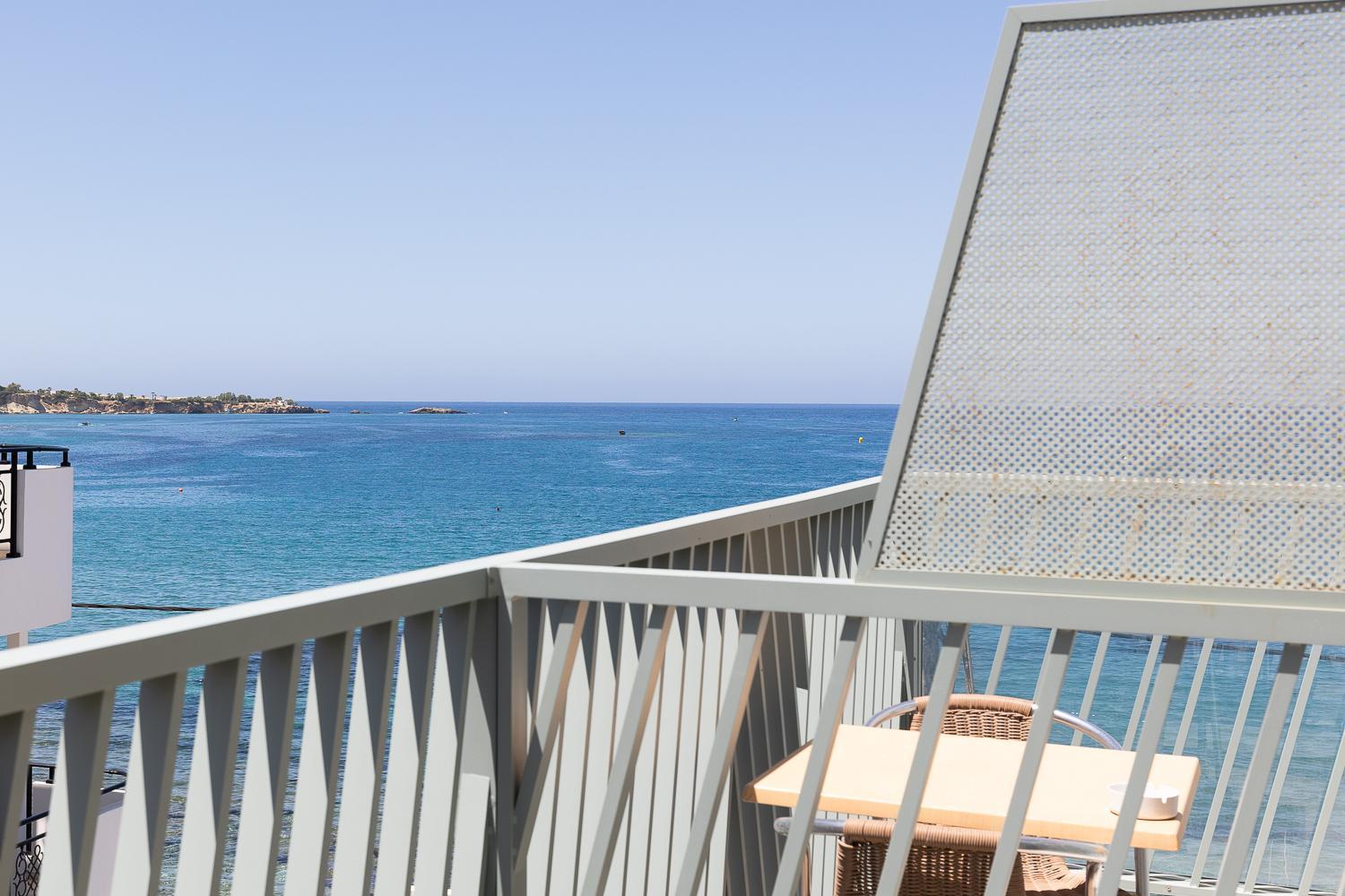 Standard Double Room with Side Sea View,1592047666:JPEG