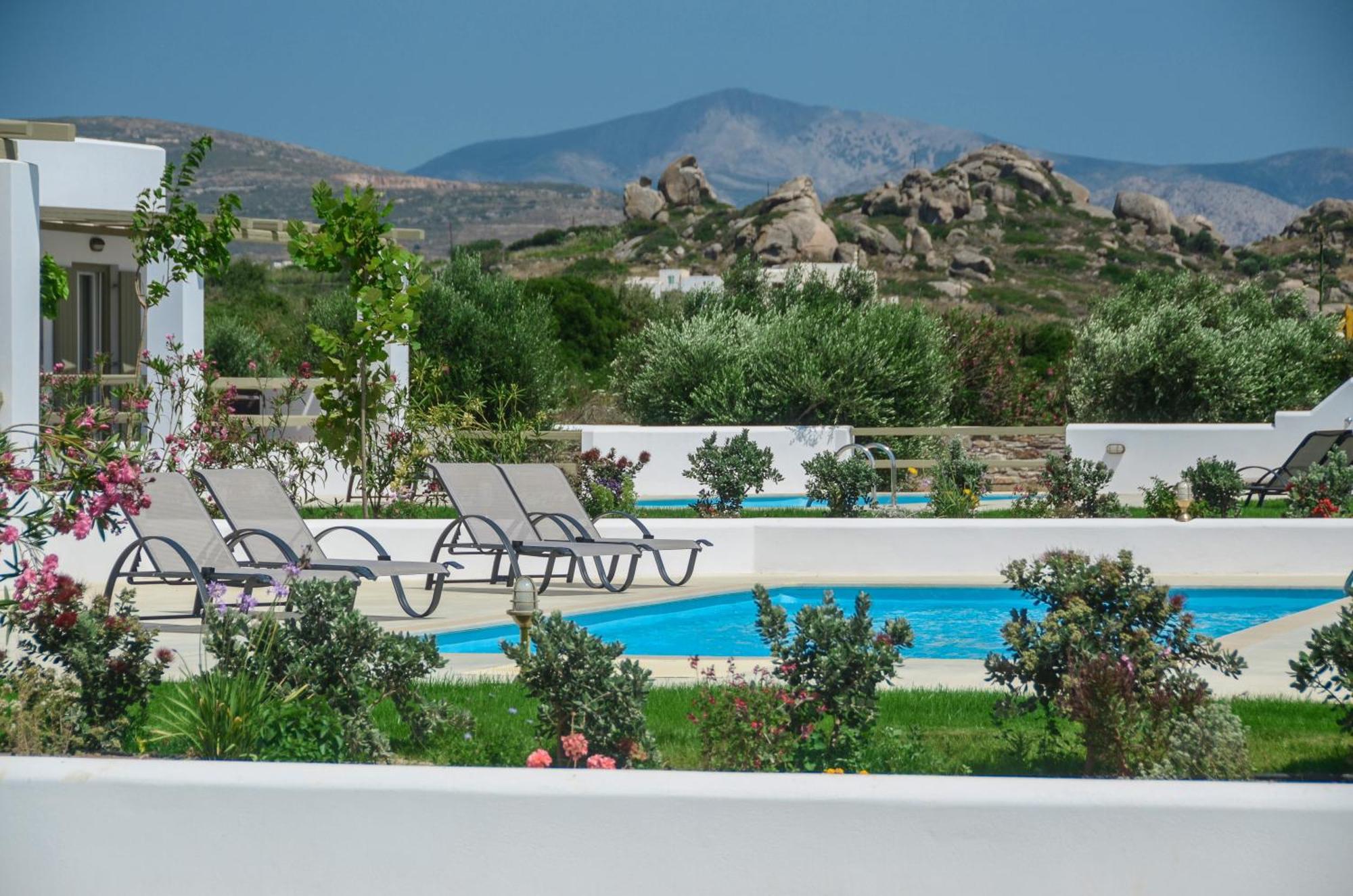 Grande Villa avec Piscine Privée et Bain à Remous - Vue sur Mer