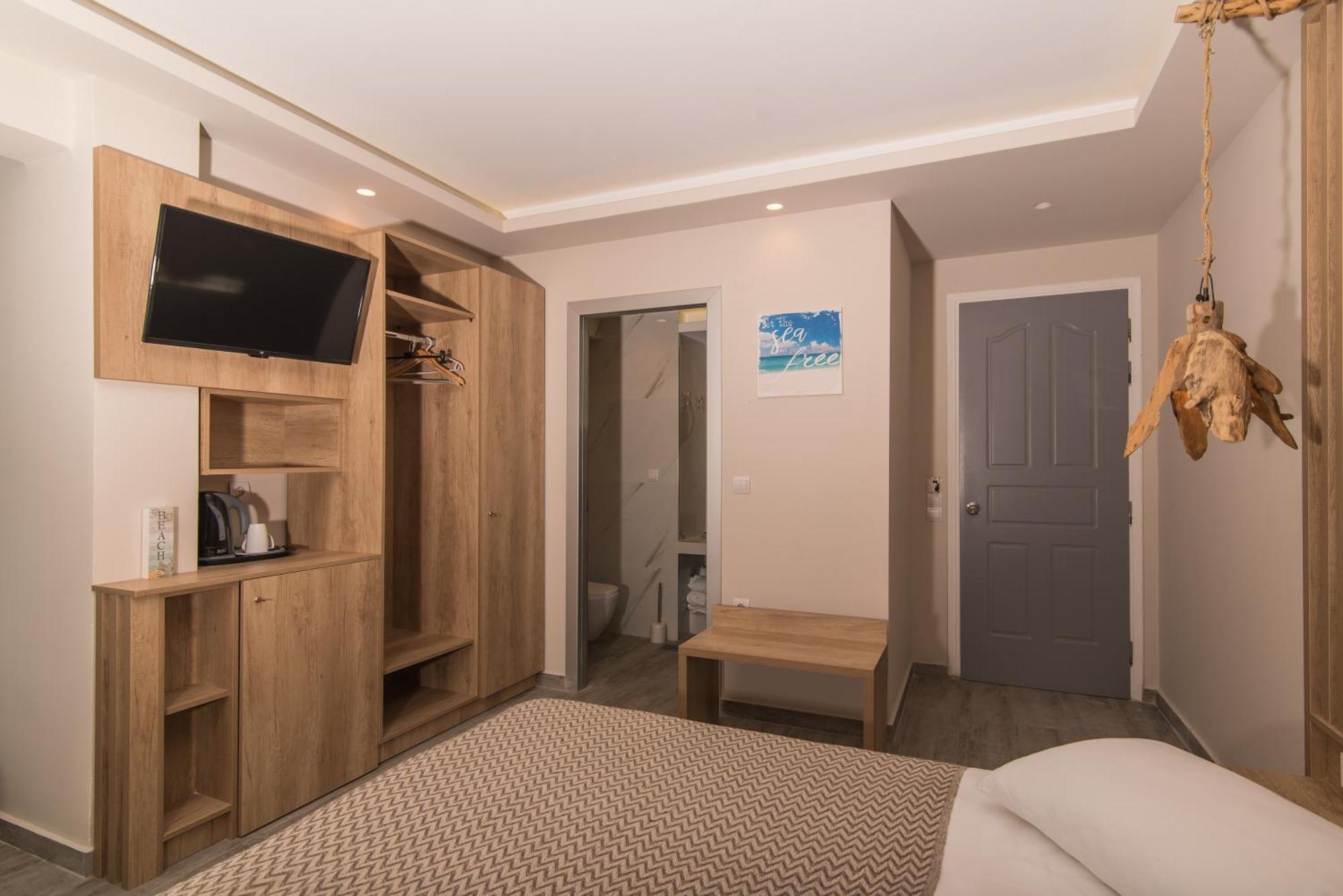 Two-Bedroom Deluxe Family Suite Pool View