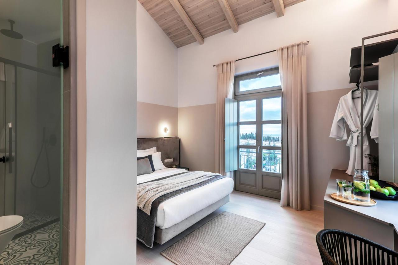 Double Room Garden View