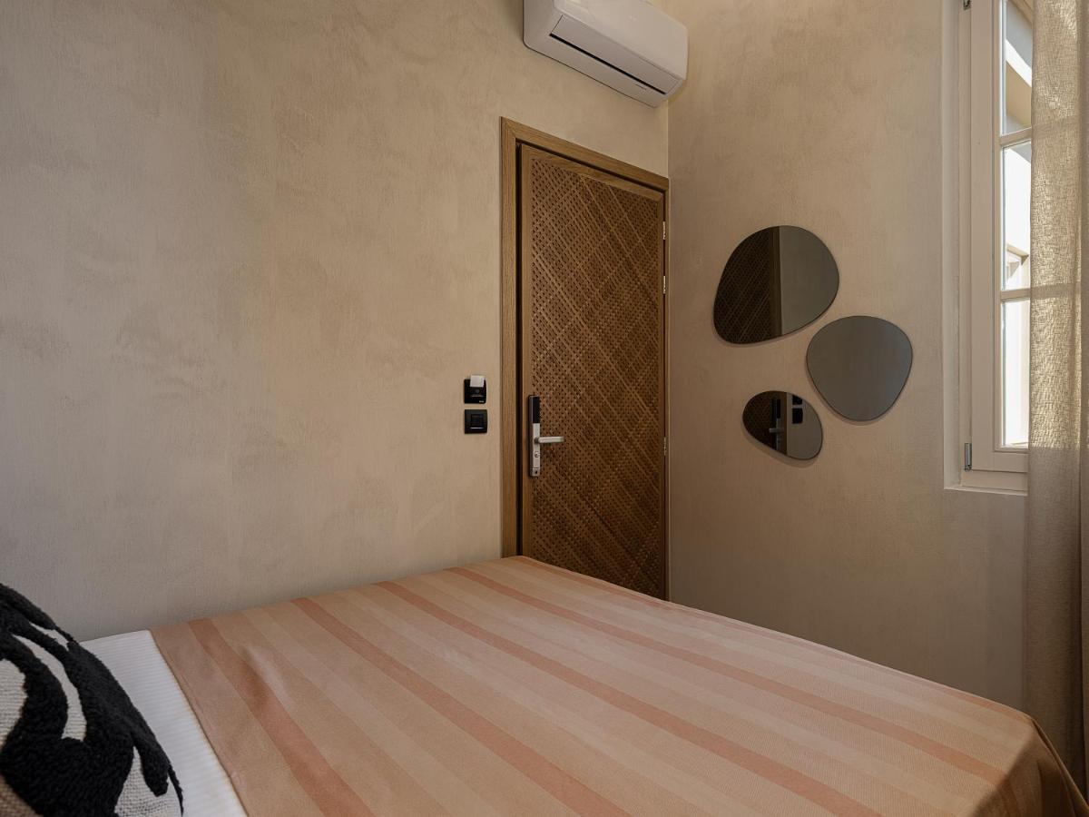 Casa Modiano Interior Deluxe economy single room