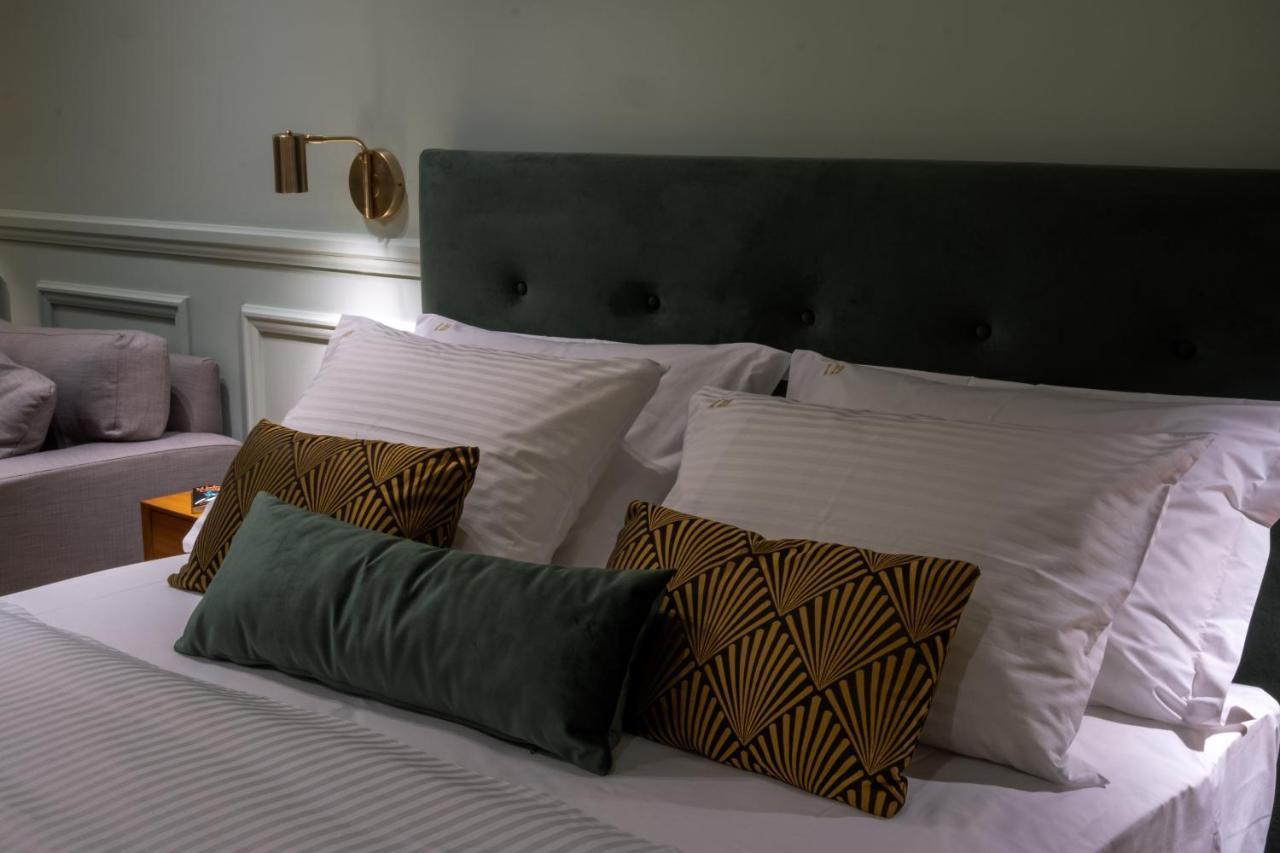 Green One-Bedroom Suite,1487608930:JPEG