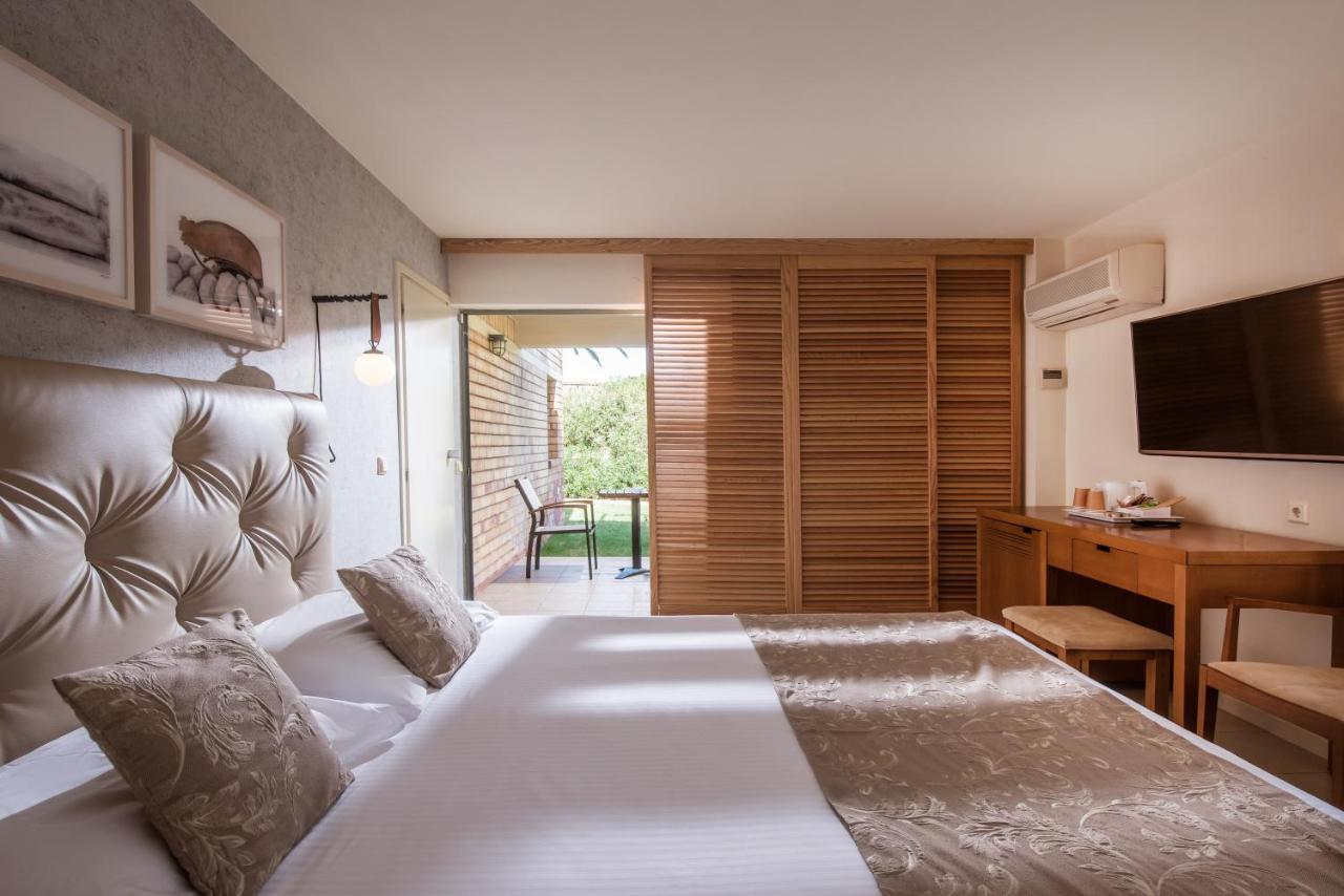 Double Room Garden View or Pool View