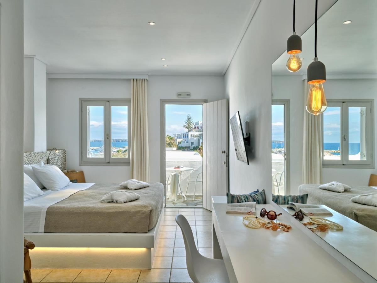 Chambre Supérieure avec Balcon - Vue Partielle sur Mer