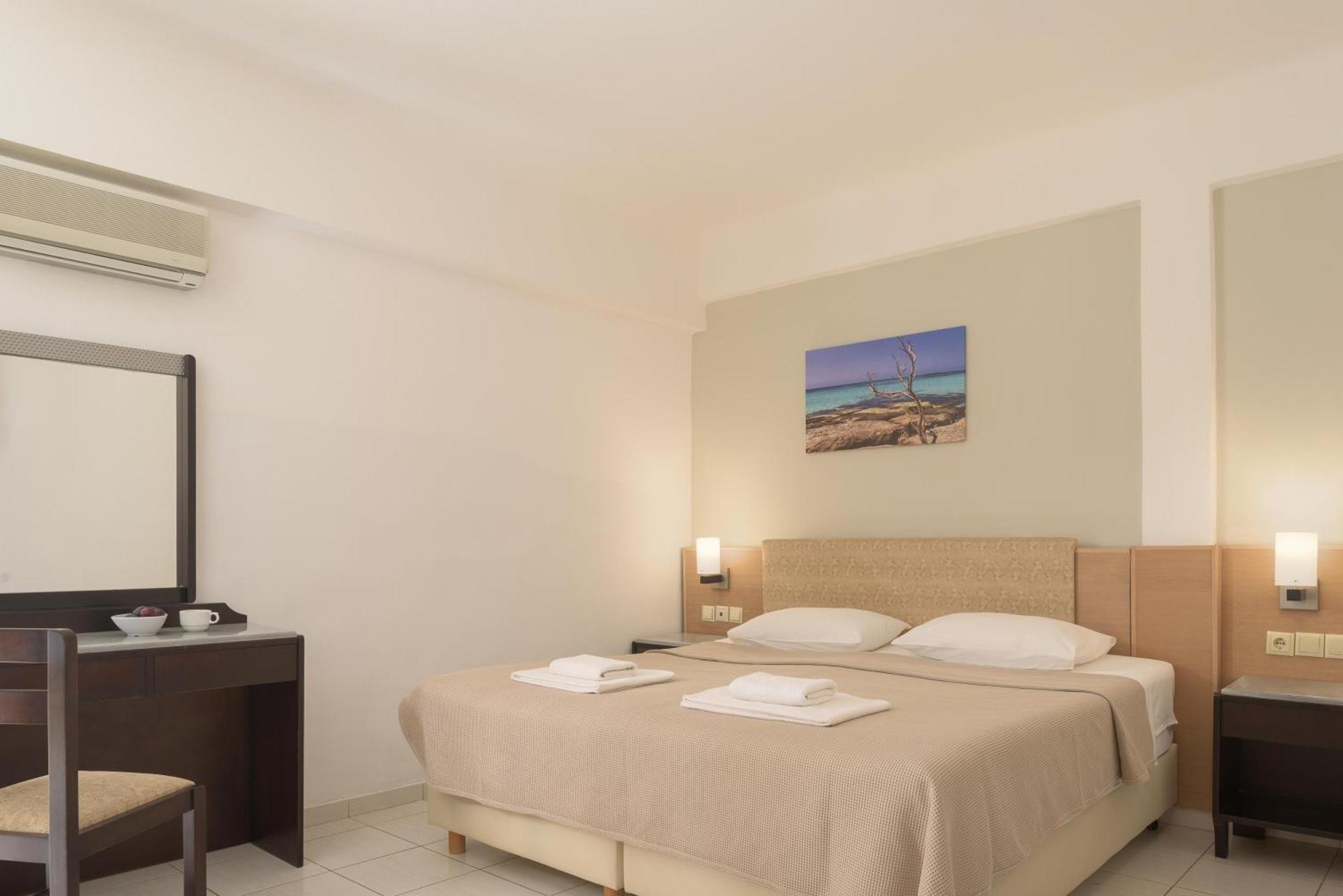 Standard Double or Twin Room Balcony
