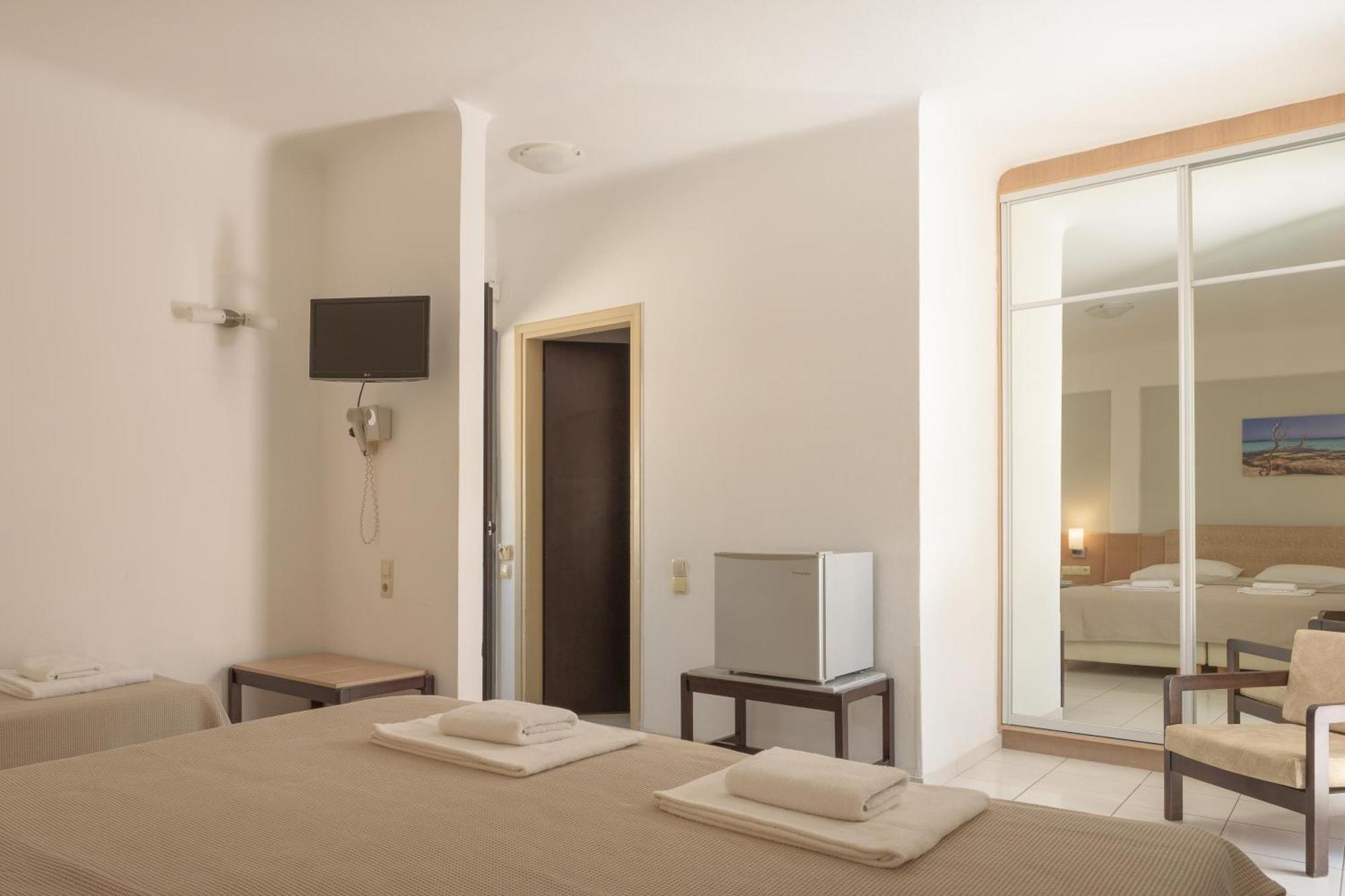Standard Double or Twin Room Balcony