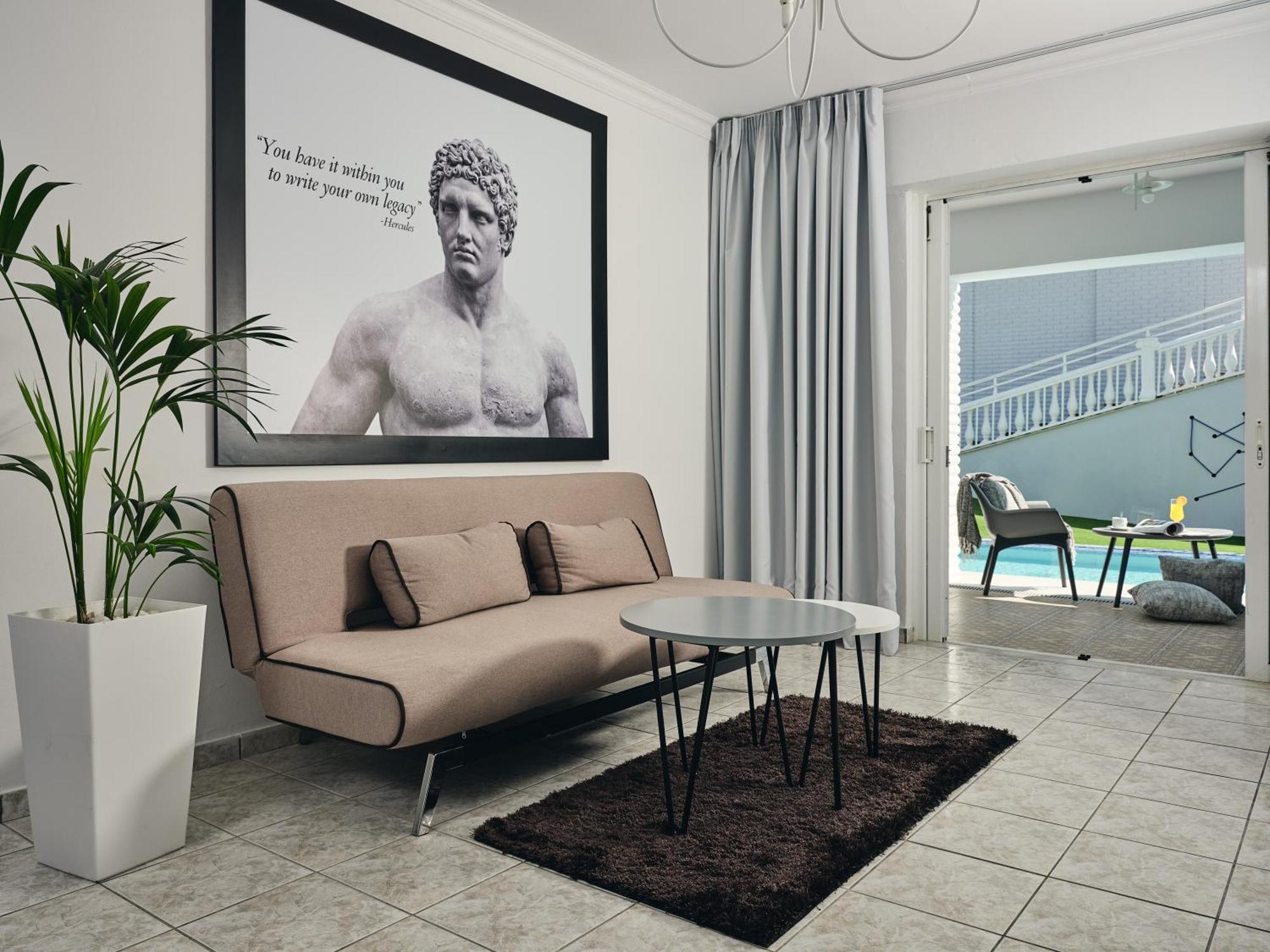 Master Σουίτα με Ιδιωτική Πισίνα